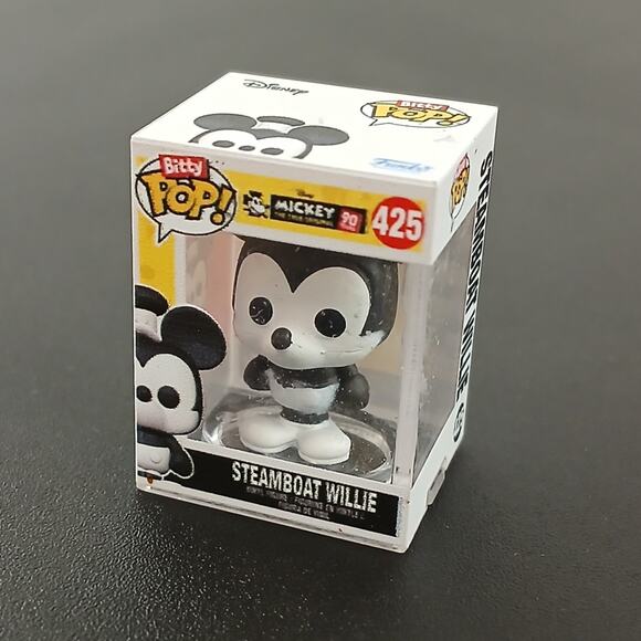 Funko Bitty Pop! Disney #425 Steamboat Willie Mickey Mini Vinyl Figure New - Picture 1 of 6